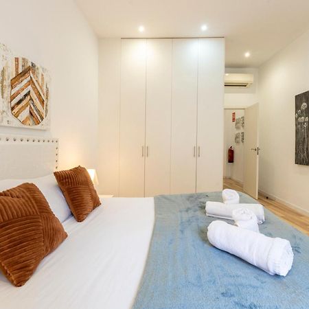 For You Rentals New Design Apartment Temporal Puerta Del Sol Pre10A Madrid Exterior photo
