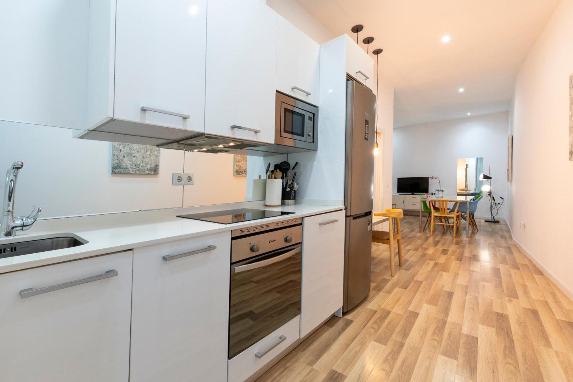 For You Rentals New Design Apartment Temporal Puerta Del Sol Pre10A Madrid Exterior photo