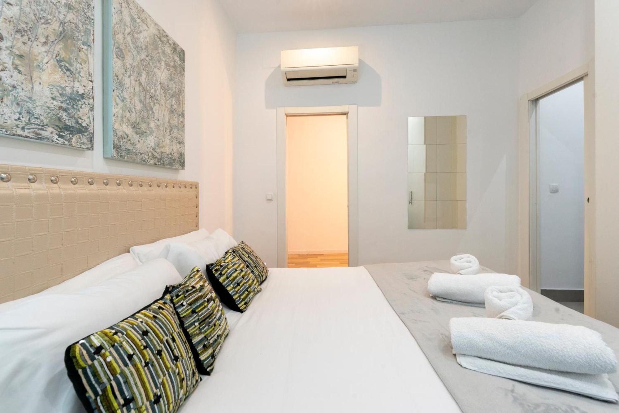 For You Rentals New Design Apartment Temporal Puerta Del Sol Pre10A Madrid Exterior photo