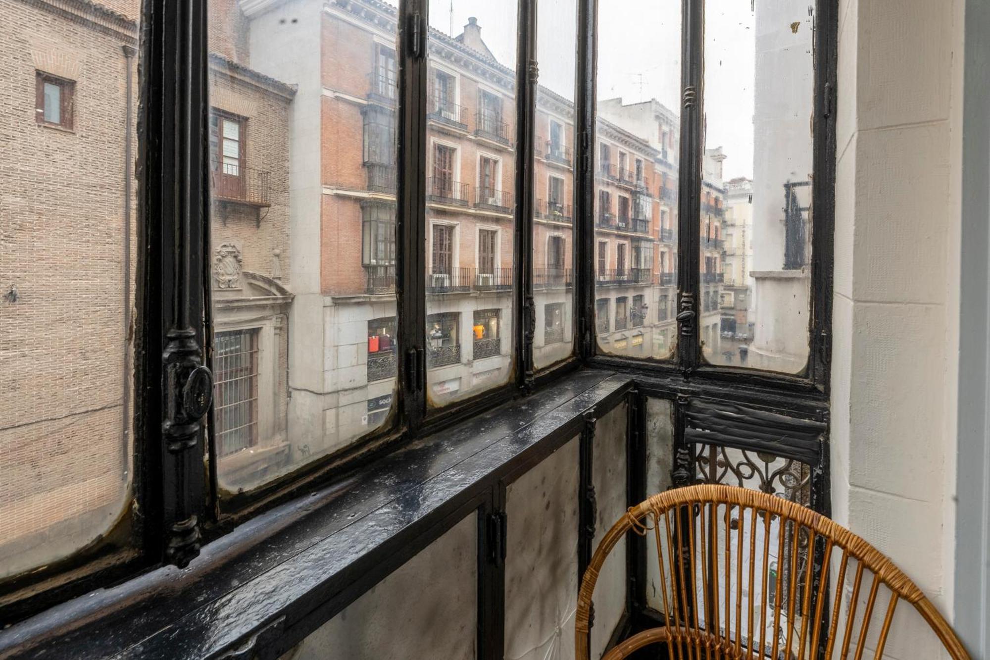 For You Rentals New Design Apartment Temporal Puerta Del Sol Pre10A Madrid Exterior photo